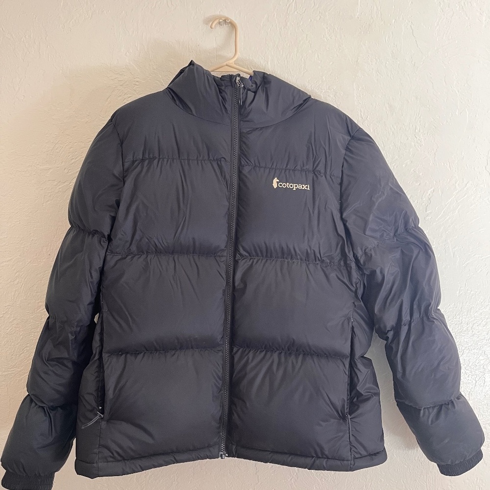 Women’s Cotopaxi Solazo down hooded jacket